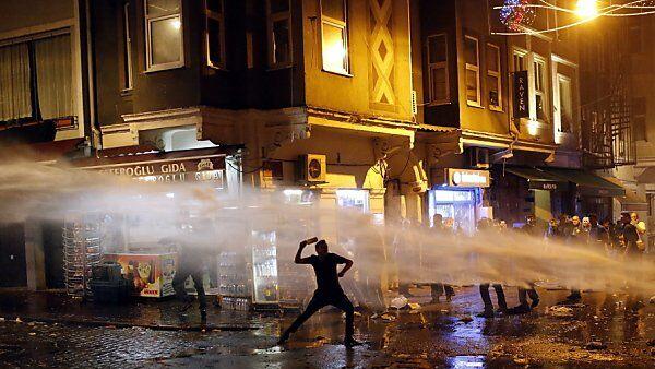 Proteste eskalierten wieder einmal