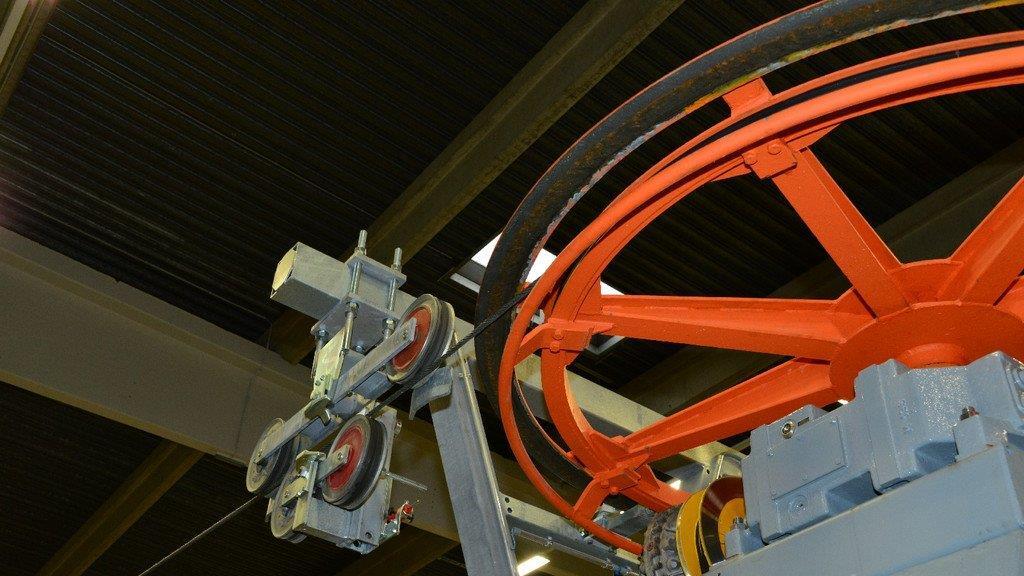Indoor-Seilbahn in Hallein