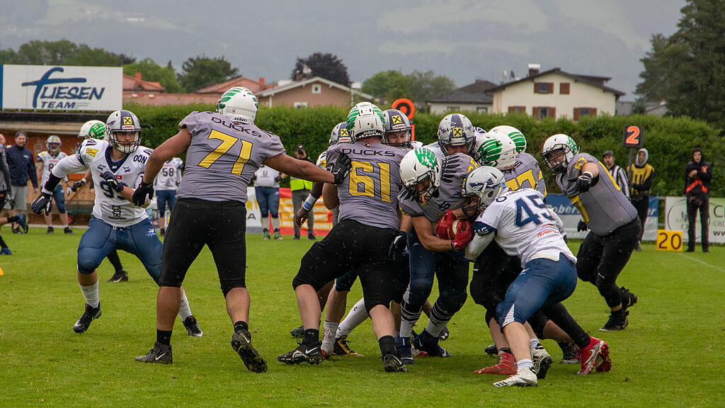 Salzburg Ducks, Atrium Steelsharks Traun, Football