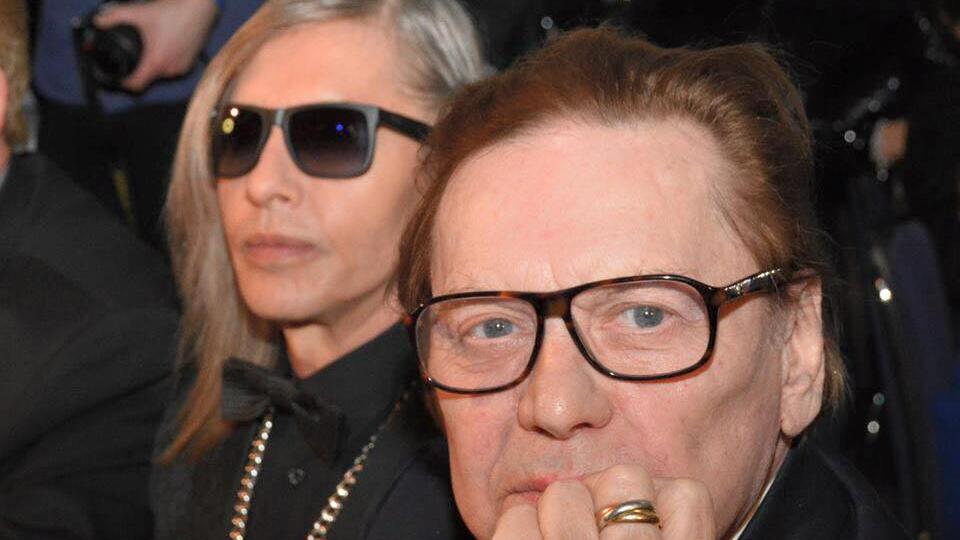 Helmut Berger werde sich beim Opernball benehmen, versichern die "Botox Boys.
