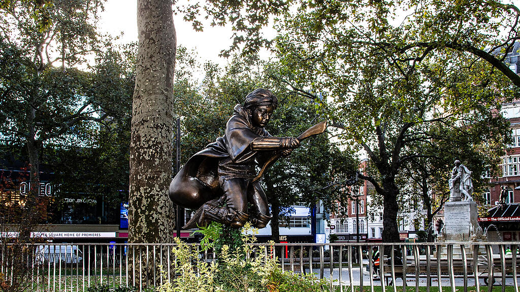 Harry Potter Statue in London