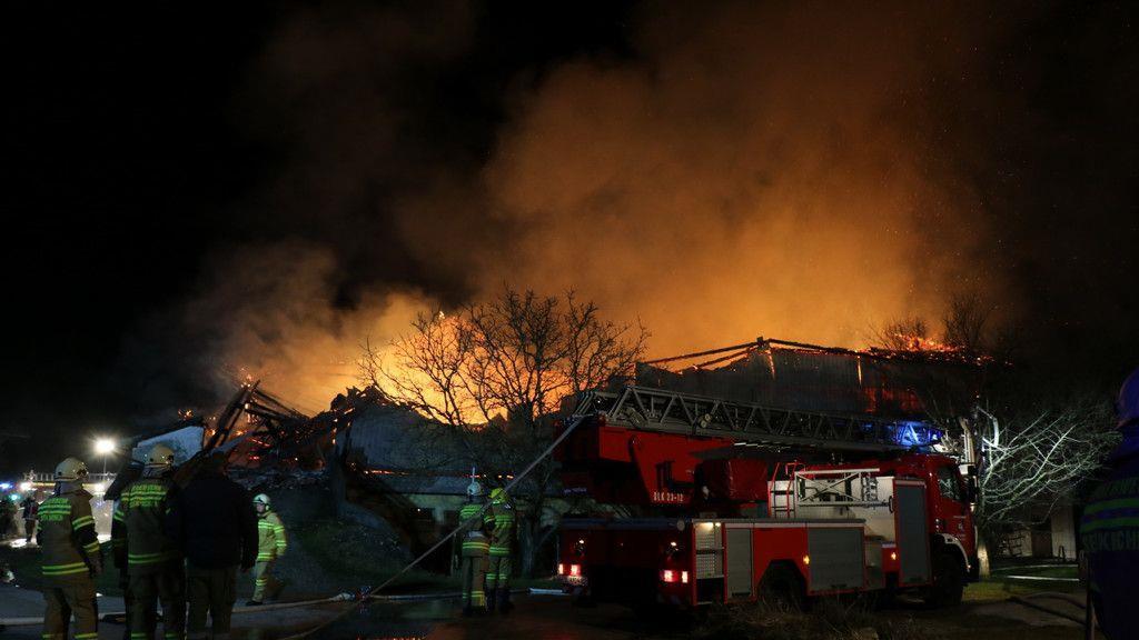 Alarmstufe 4: Großbrand in Seekirchen