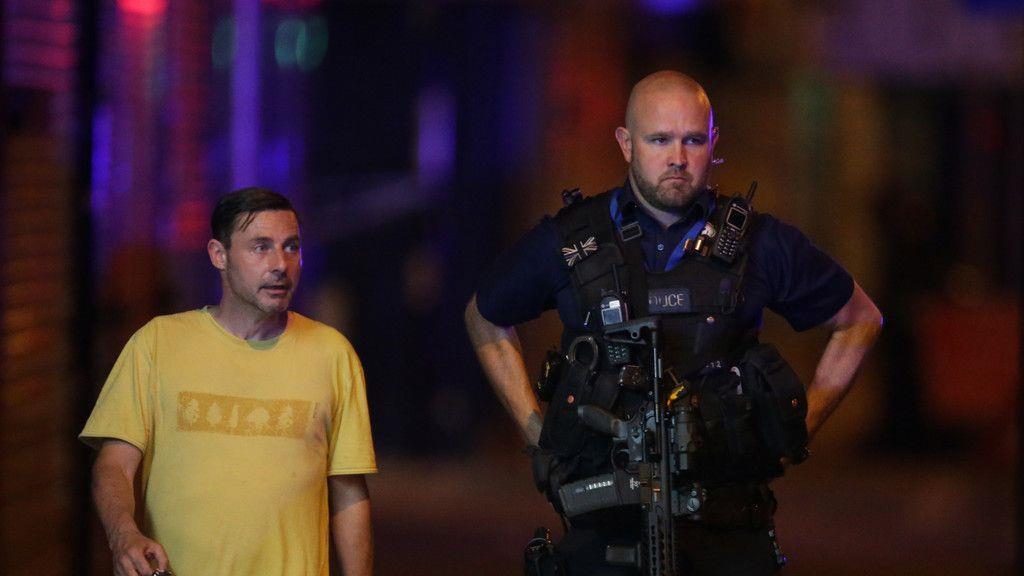 Terror in London: Fahrzeug rast in Menschenmenge