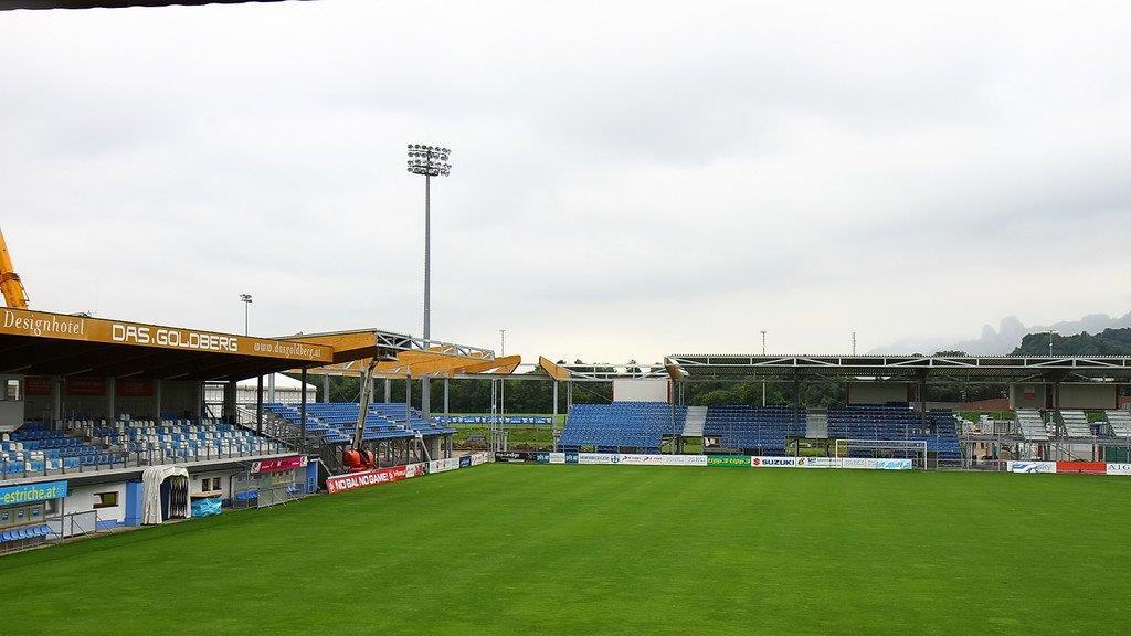 Das-Goldberg Stadion im Umbau