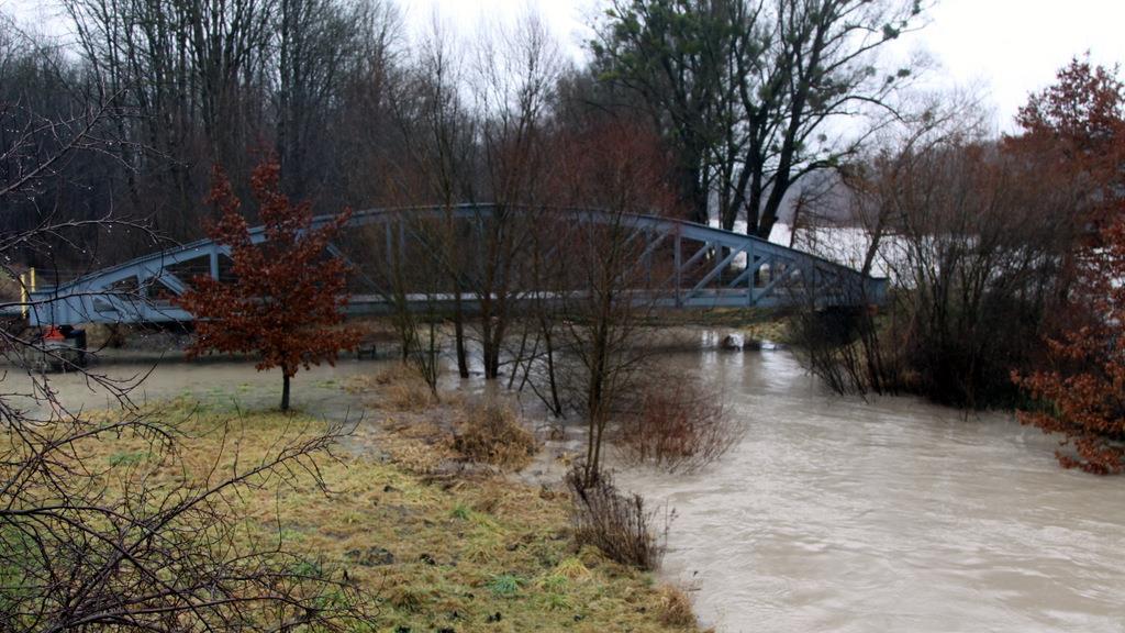Hochwasser bei Firdolfing