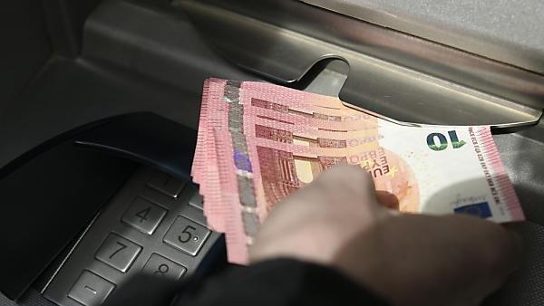 Kommt eine Bankomatgebühr?