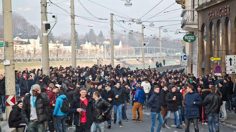 Ajax-Fans in Salzburg, II