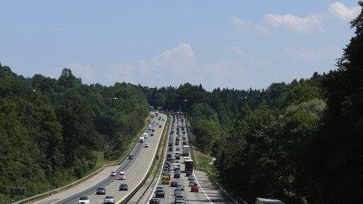 Urlauberverkehr auf der A8