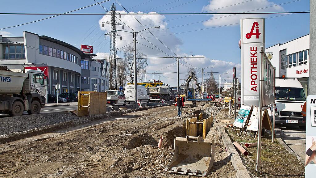Die Münchner Bundesstraße ist im Moment eine Großbaustelle.