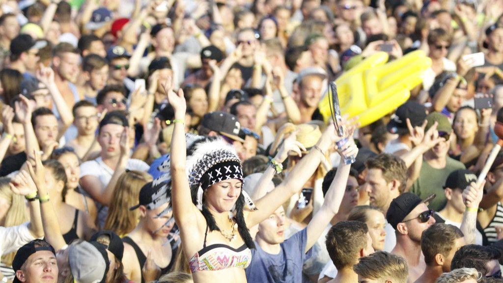 Electric Love Festival Tag 2, III