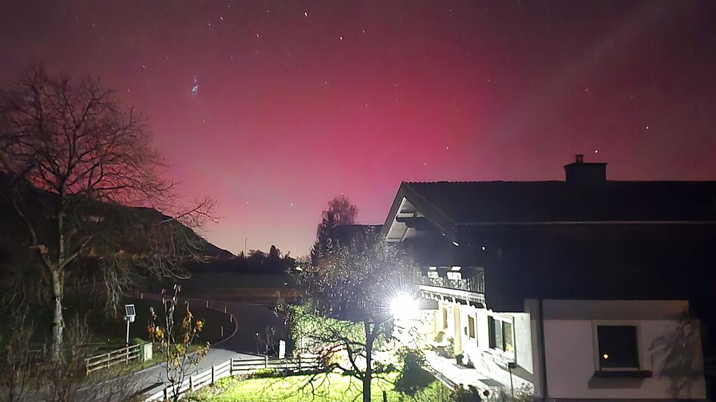 Polarlichter über Salzburg