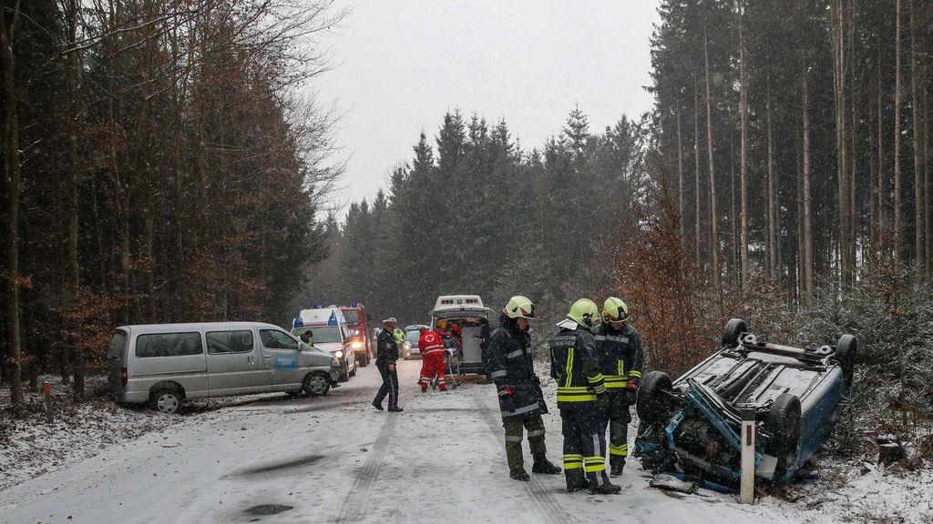 Sechs Verletzte bei Unfall in Feldkirchen