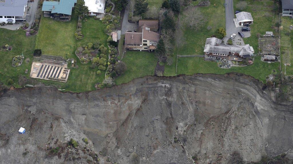 Massiver Erdrutsch auf Insel Whidbey im US-Bundesstaat Washington