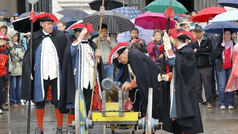 Bilder der Eröffnung