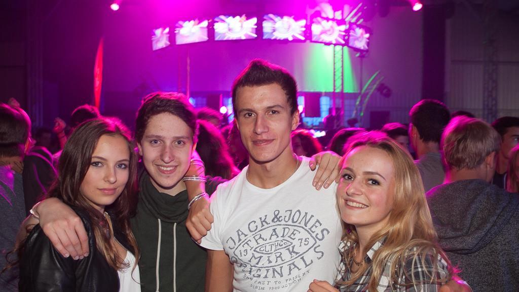 Kick-Off-Party, I