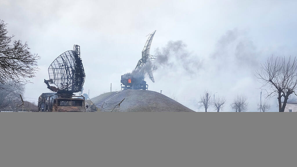 Krieg in Ukraine: Schäden nach Angriffen in Mariupol