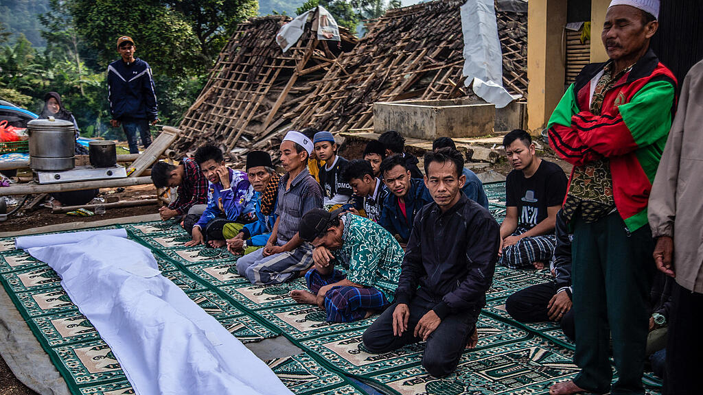 Erdbeben Indonesien