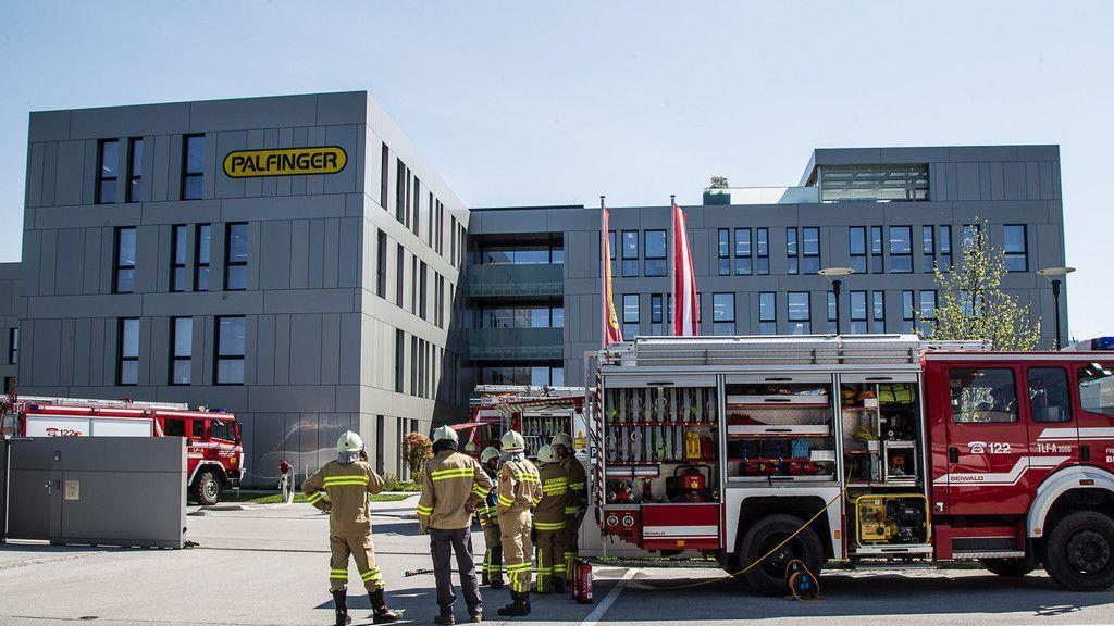 Kellerbrand bei Palfinger in Bergheim