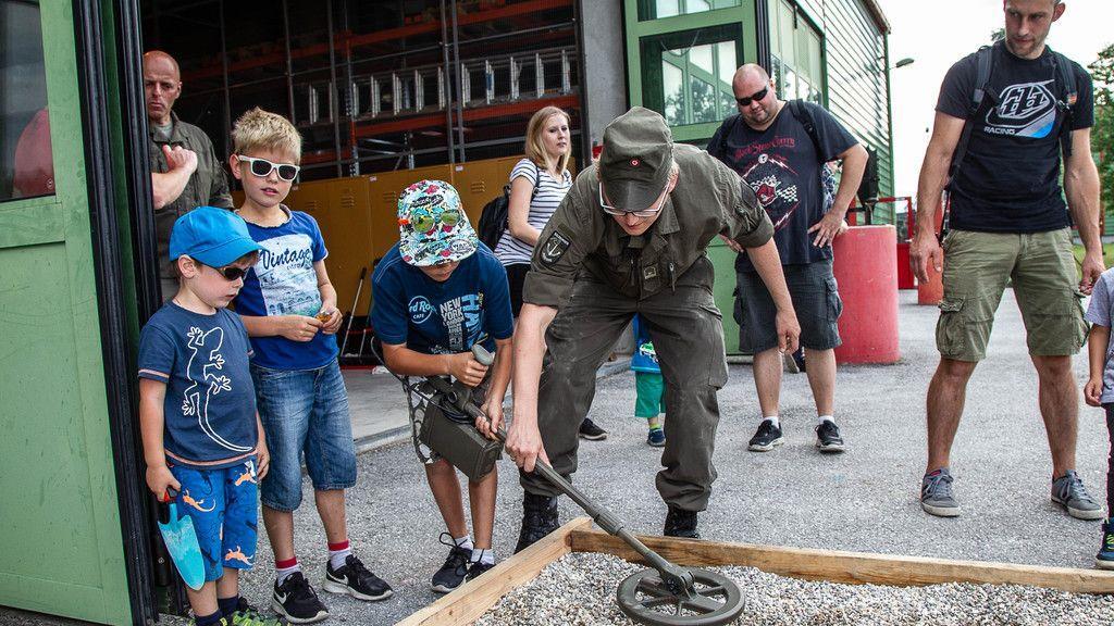 Tag der offenen Tür in Bundesheer-Schwarzenergkaserne
