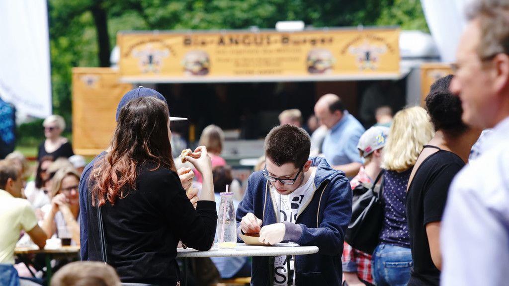 Street Food Festival im Volksgarten