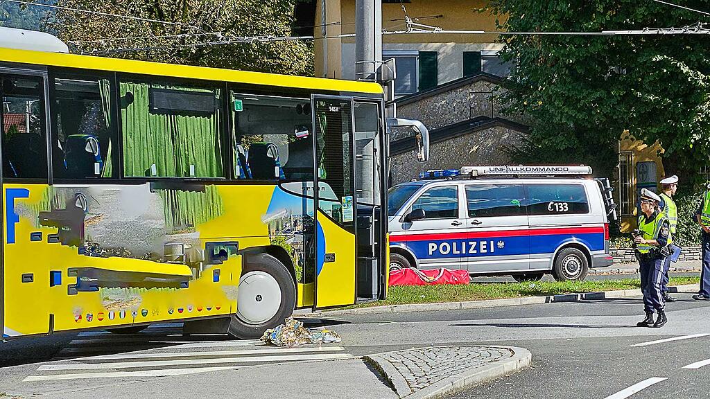 Kind vom Bus erfasst Friedenstraße
