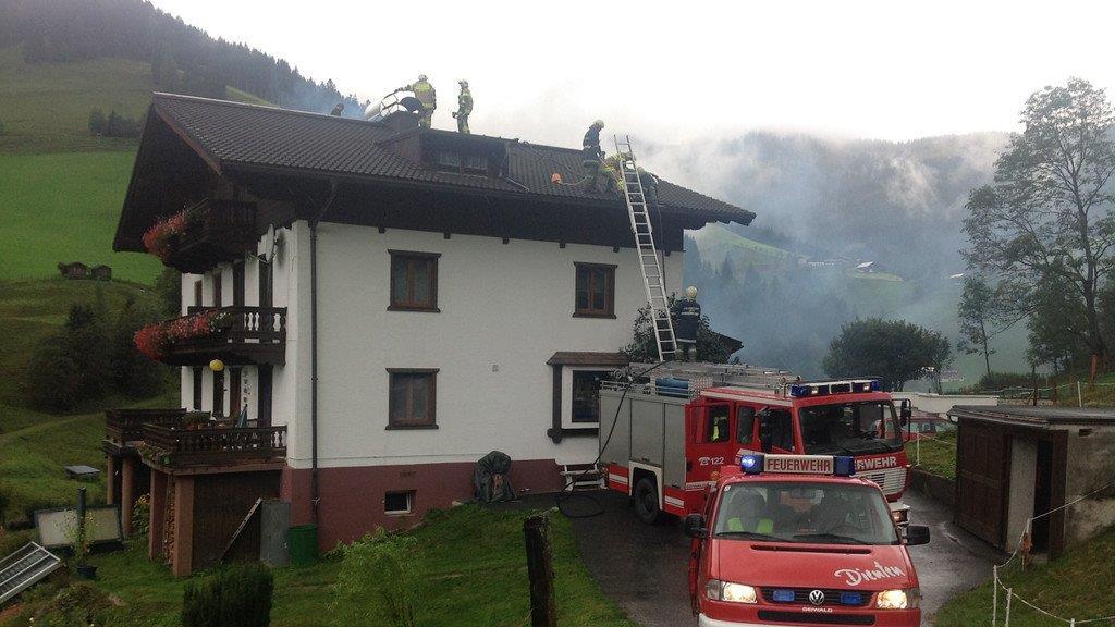 Bilder der Löscharbeiten