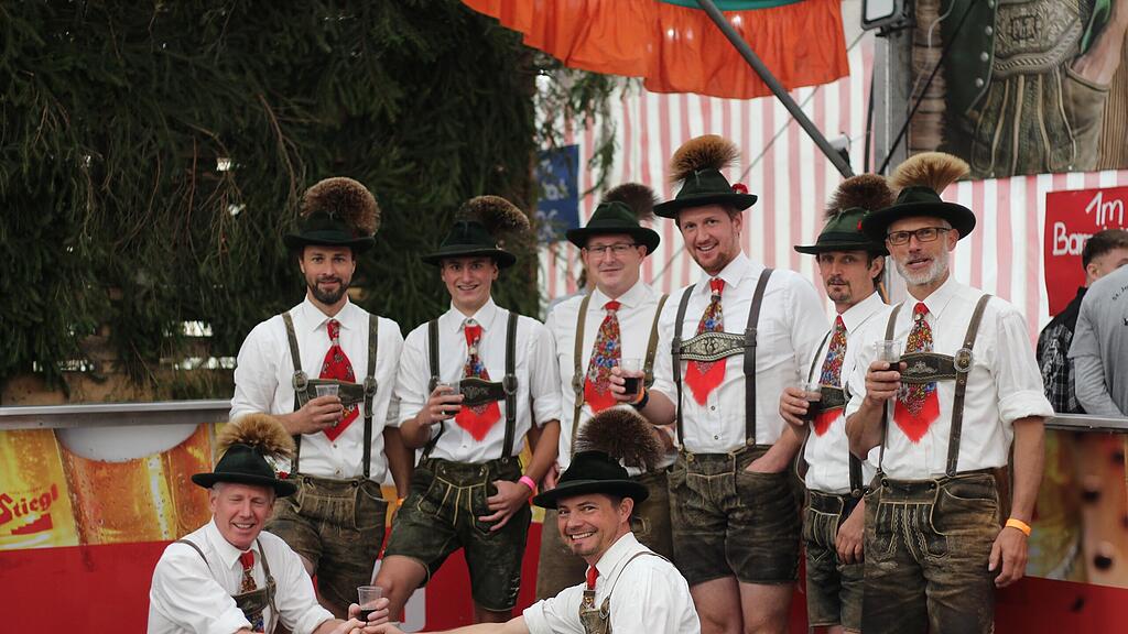 100 Jahre Trachtenverein St. Johann  - Weltrekordversuch