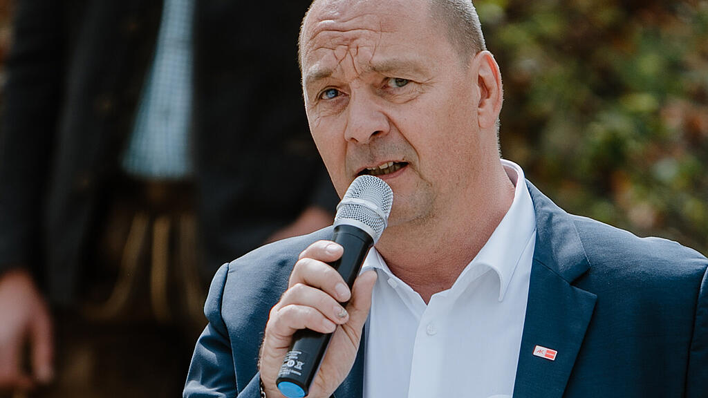Enthüllung des Denkmals für verunfallte Arbeitnehmer