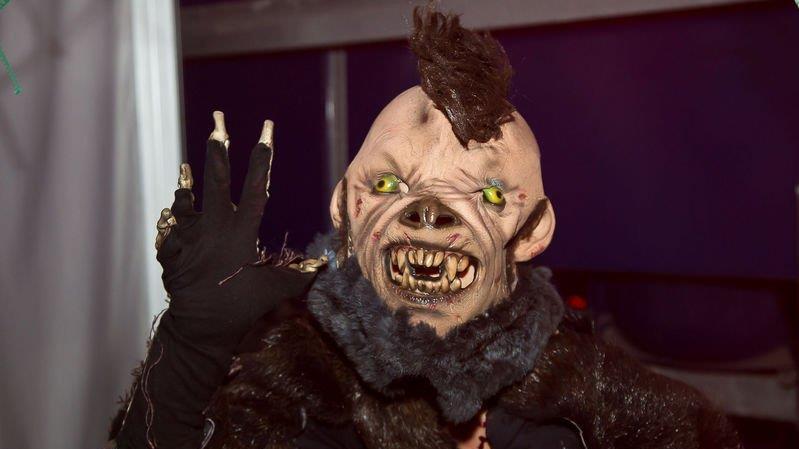 Halloween im Stadion, II