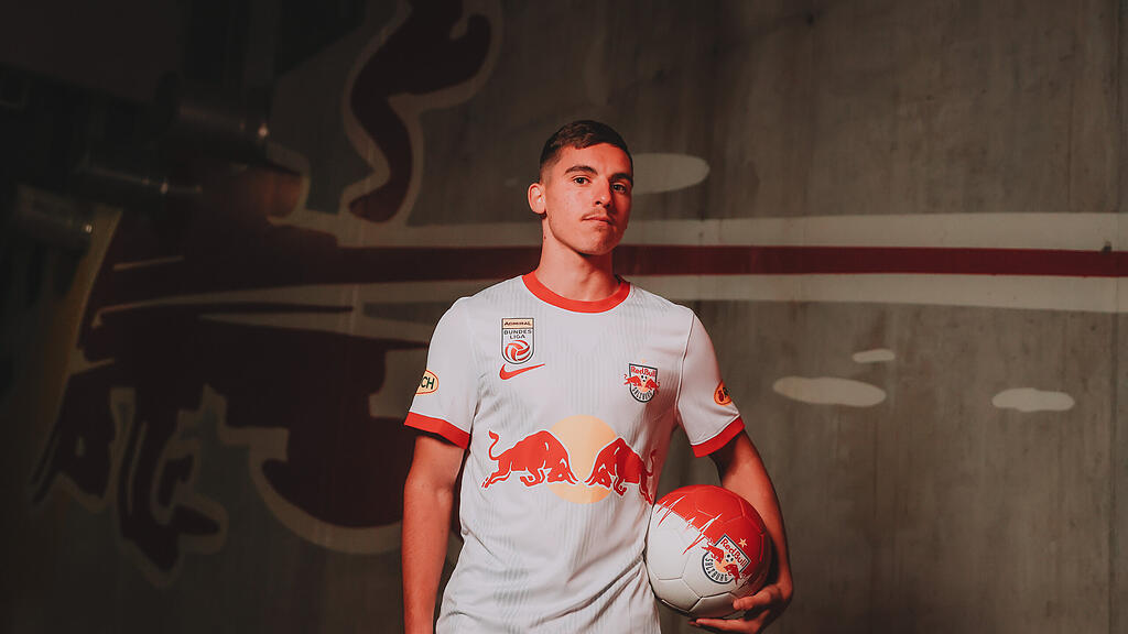 Oscar Gloukh, Red Bull Salzburg