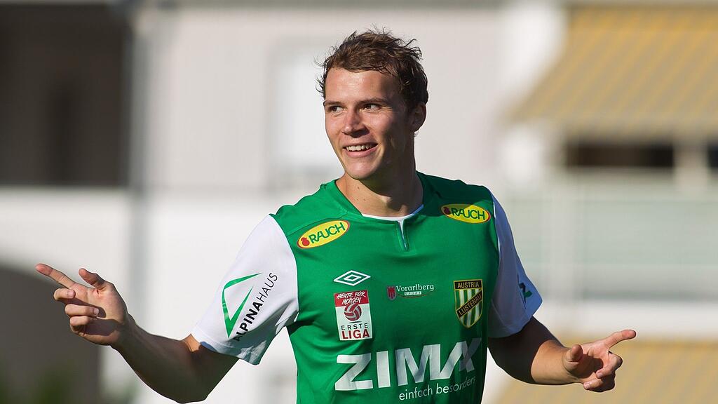Austria-Lustenau Goleador Zwischenbrugger zeigt, wie es geht