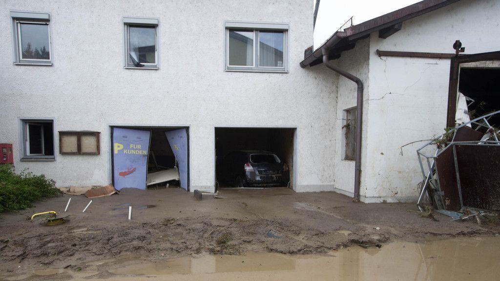 Aufräumarbeiten in Simbach