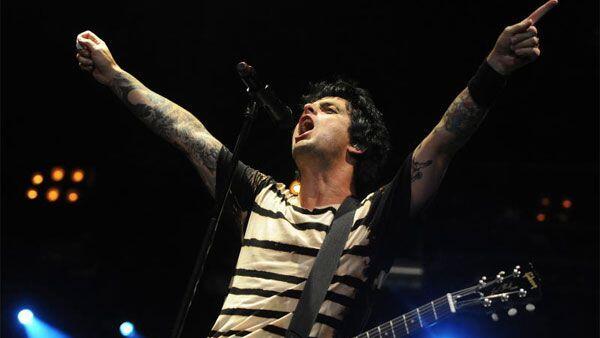 Der Green Day-Frontmann begibt sich freiwillig auf Entzug.
