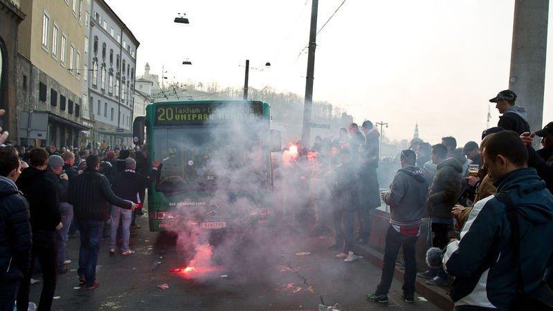 Ajax-Fans in Salzburg, II