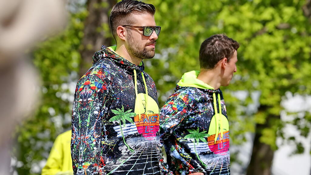 Wings For Life World Run Warm Up Volksgarten