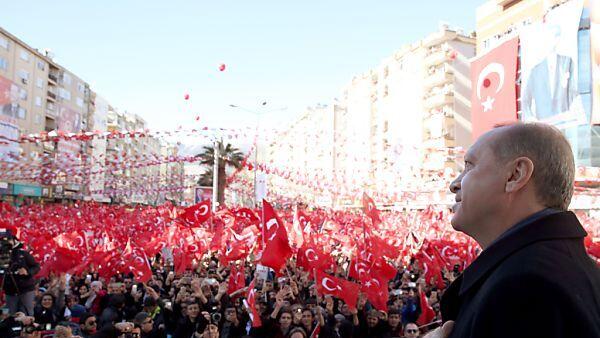 Erdogan startet seine Ja-Wahlkampagne