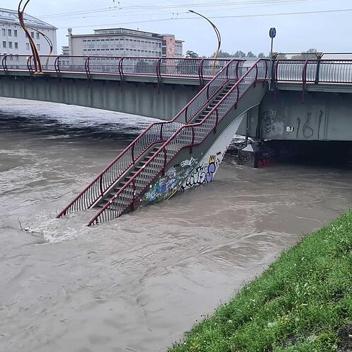 Pegel steigen nach Dauerregen: Radunterführungen in Salzburg-Stadt gesperrt