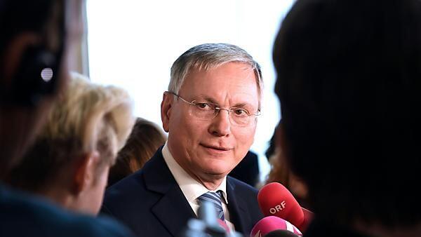 Alois Stöger lehnt eine Vorverlegung ab