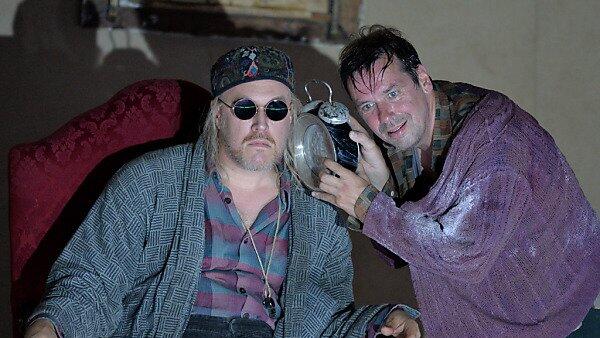 Nicholas Ofczarek und Michael Maertens in "Endspiel"