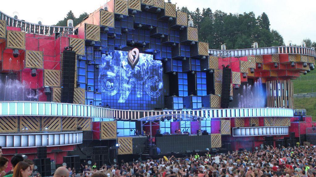 Electric Love Festival 2016: Tag 2, IV