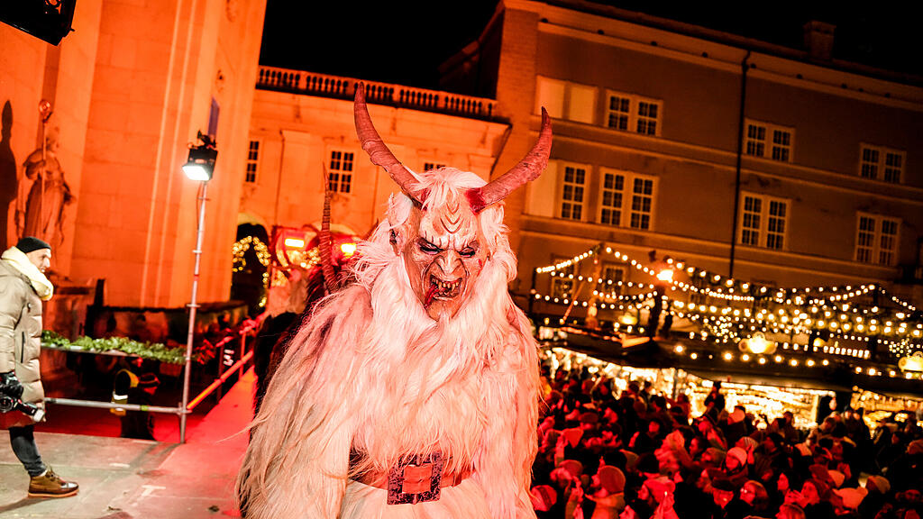 Der Krampuslauf am Christkindlmarkt