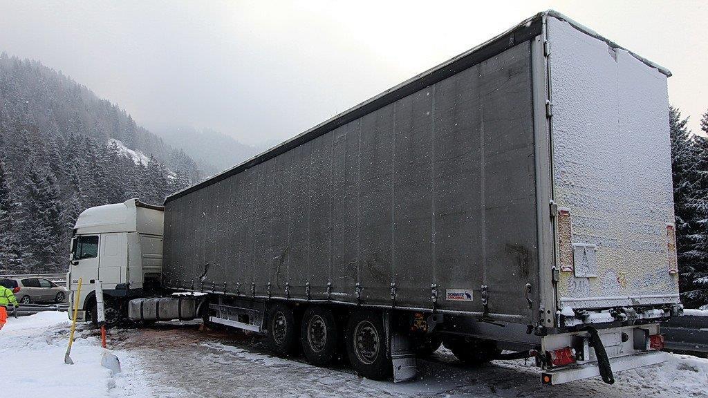 Sattelzug löst Umweltalarm aus