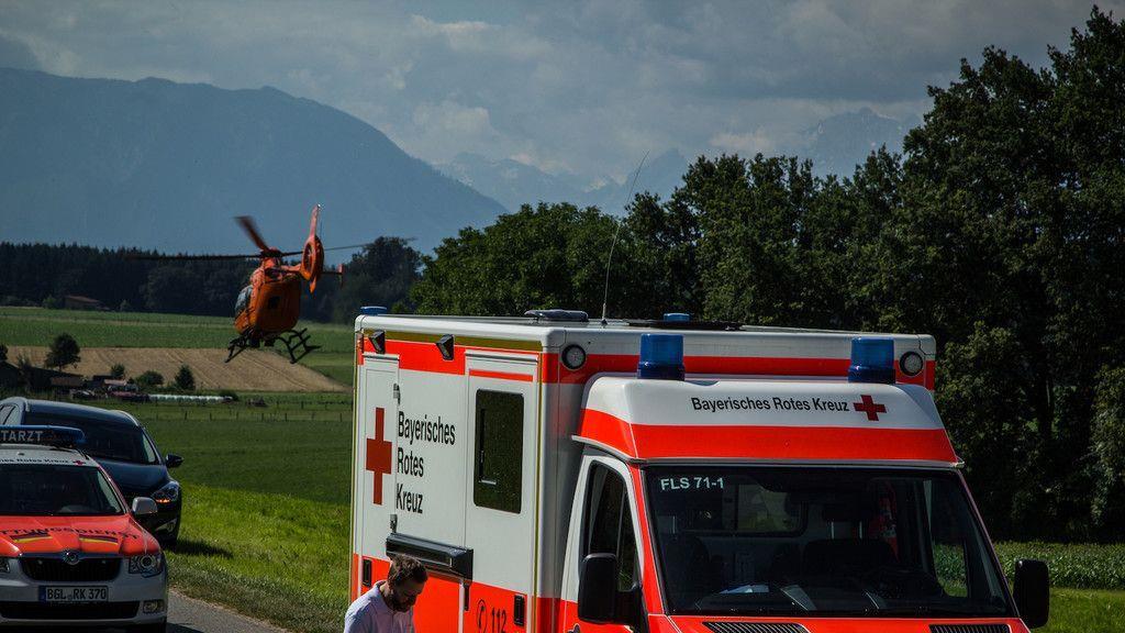 Zwei Verletzte bei Kreuzungscrash bei Laufen
