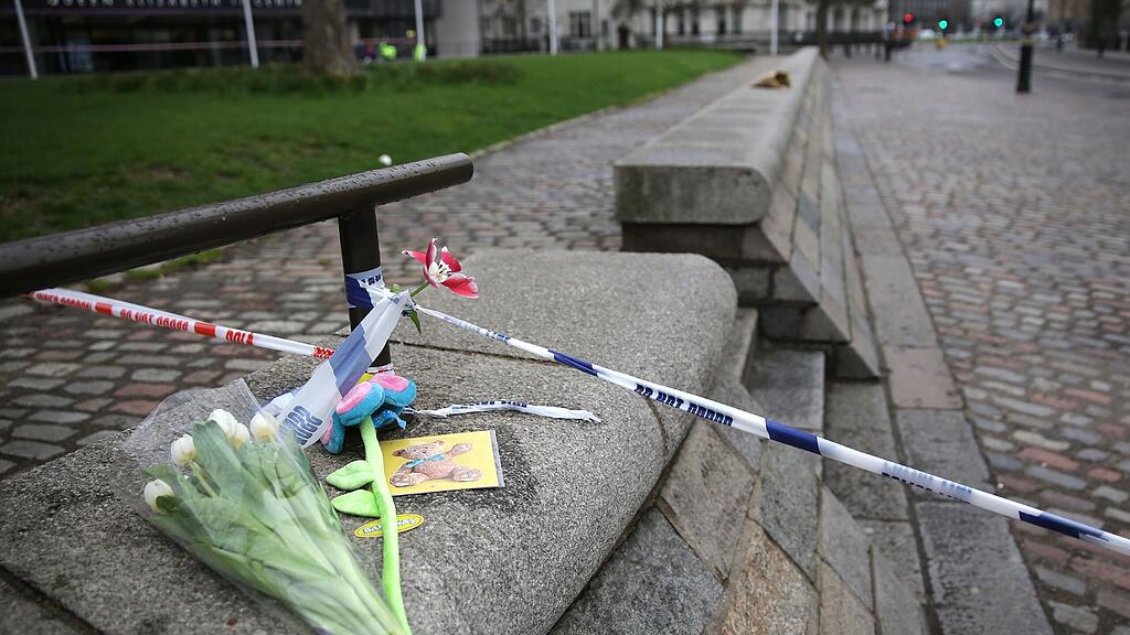Das Netz solidarisiert sich mit London.