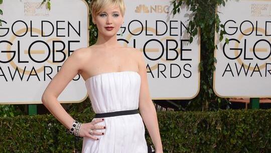 Farbenfrohe Kleider bei den 71. Golden Globes