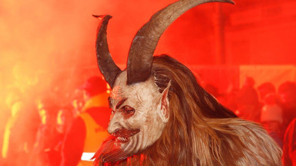 Perchtenlauf in Henndorf