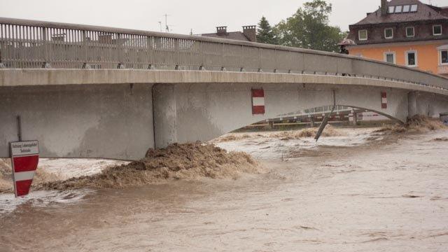 Salzach am Sonntag