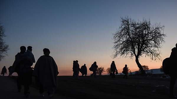 Schnellverfahren, Auslieferungsabkommen und Abschiebeflüge geplant