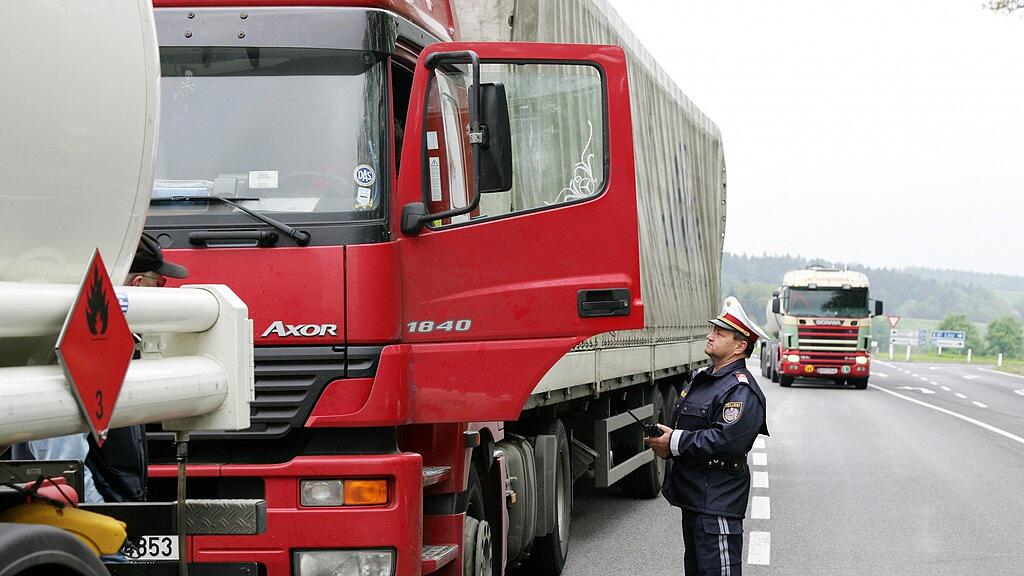 Bei einer Routinekontrolle ging es einem mehrfachen Verkehrssünder an den Kragen.