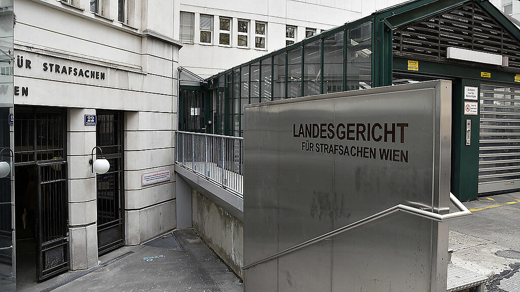 Der Angeklagte wies die Vorwürfe zurück